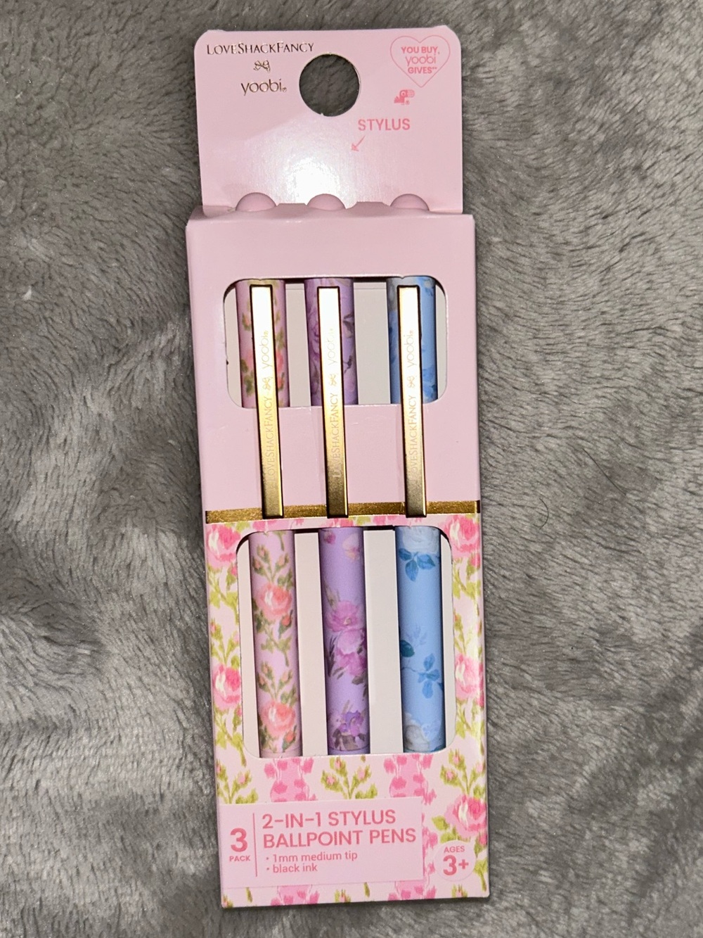 LoveShackFancy Pens - Picture 2 of 7
